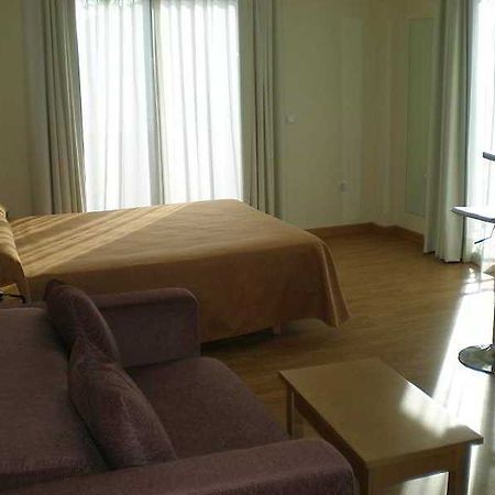 Axarquia Beach Hotel Almayate Bajo Zimmer foto